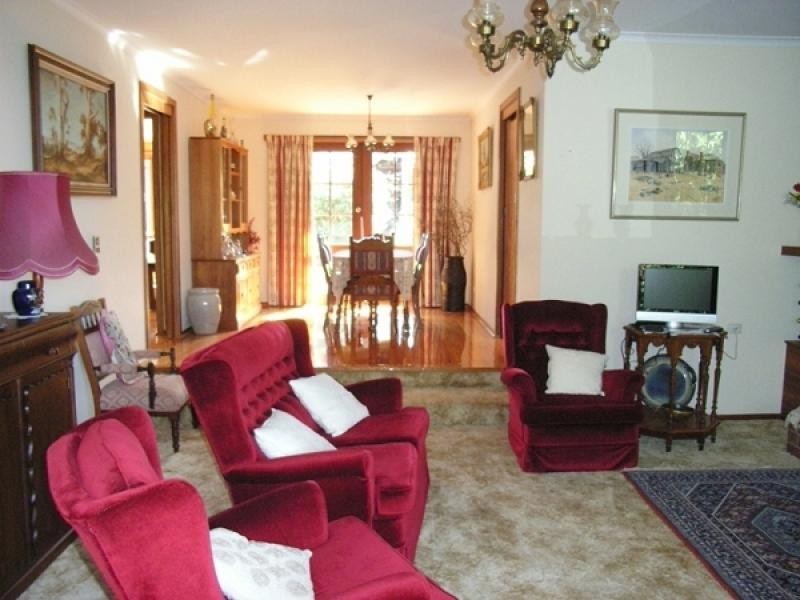 12 RIVER ROAD, Ulverstone TAS 7315