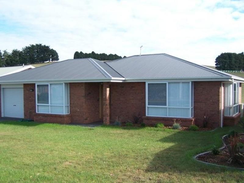 110 PINE ROAD, Penguin TAS 7316