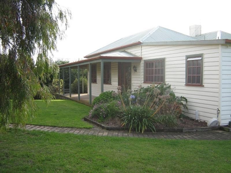 245 CASTRA ROAD, Ulverstone TAS 7315