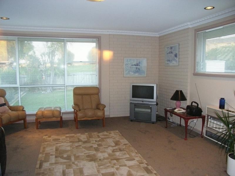 16 RICHARD PLACE, Ulverstone TAS 7315