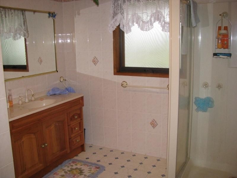 12 Commonwealth Court, Penguin TAS 7316