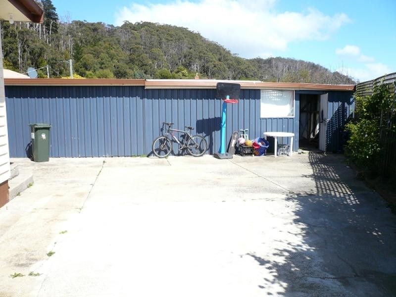 20 Overall Street, Sulphur Creek TAS 7316