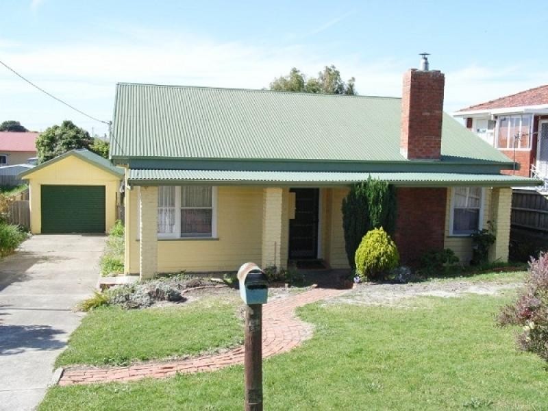71 Leven Street, Ulverstone TAS 7315