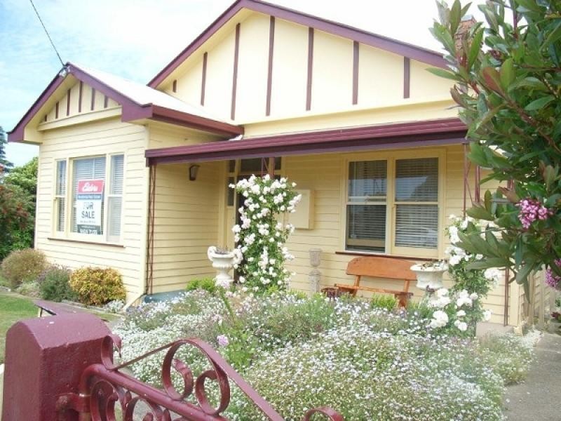 110 Alexandra Road, Ulverstone TAS 7315
