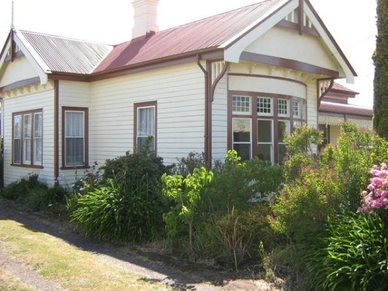 105 Main Street, Sheffield TAS 7306