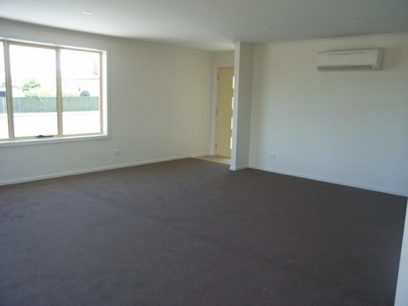 Unit 2, 54 Leven Street, Ulverstone TAS 7315