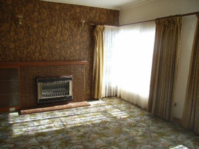 11 King Edward Street, Penguin TAS 7316