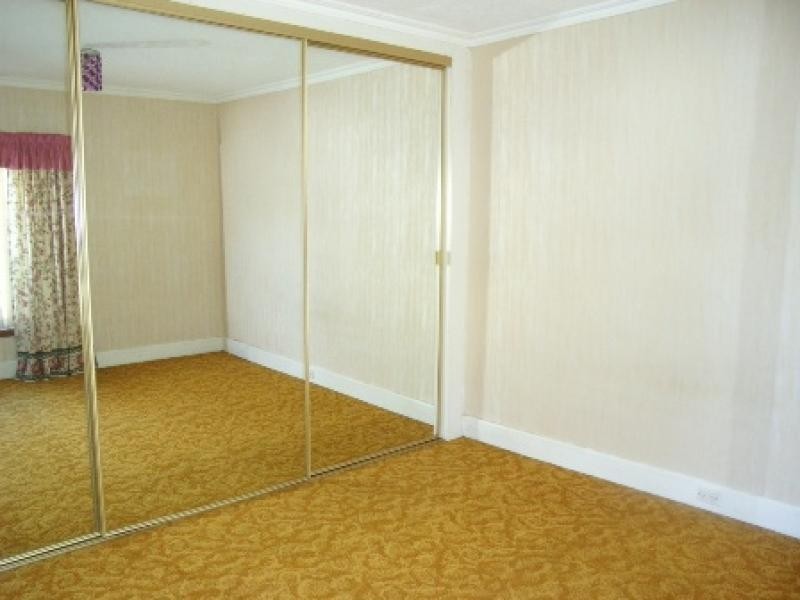 11 King Edward Street, Penguin TAS 7316