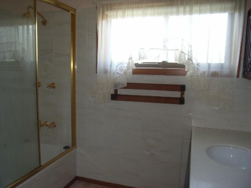 11 King Edward Street, Penguin TAS 7316