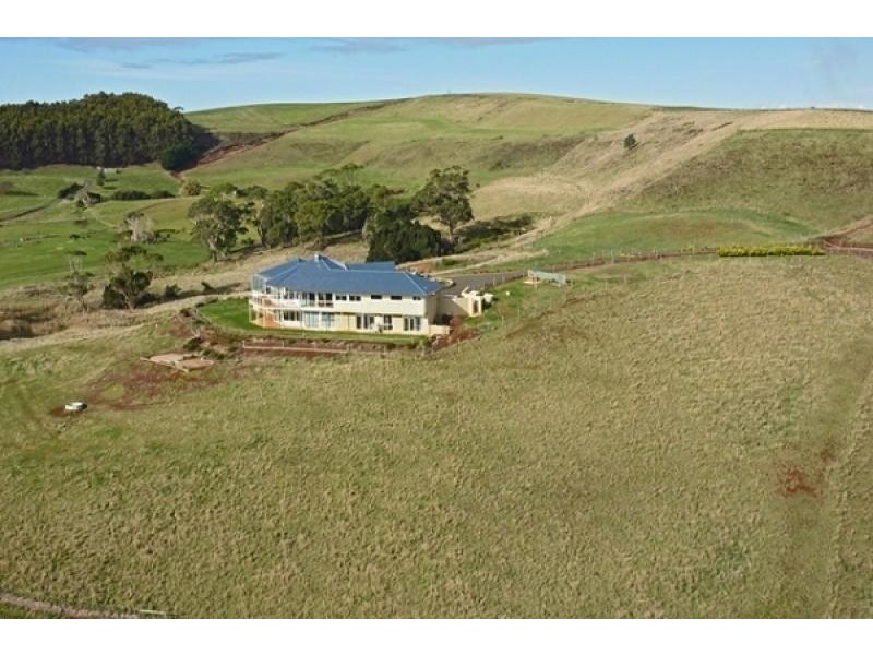 651 Penguin Road, Penguin TAS 7316