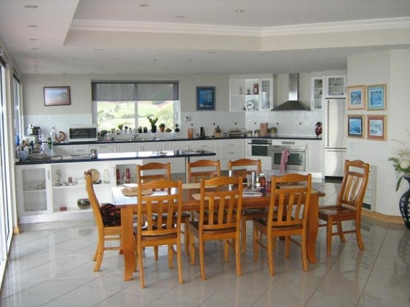 651 Penguin Road, Penguin TAS 7316
