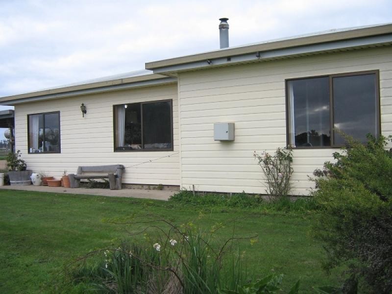 105 Blacks Road, Wesley Vale TAS 7307