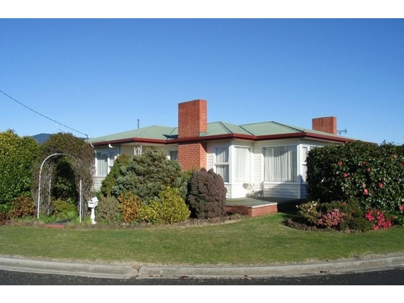 21 Whitelaw Street, Ulverstone TAS 7315