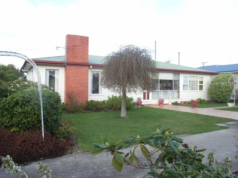 21 Whitelaw Street, Ulverstone TAS 7315