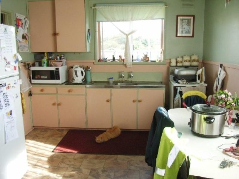24 Whittle Street, Penguin TAS 7316