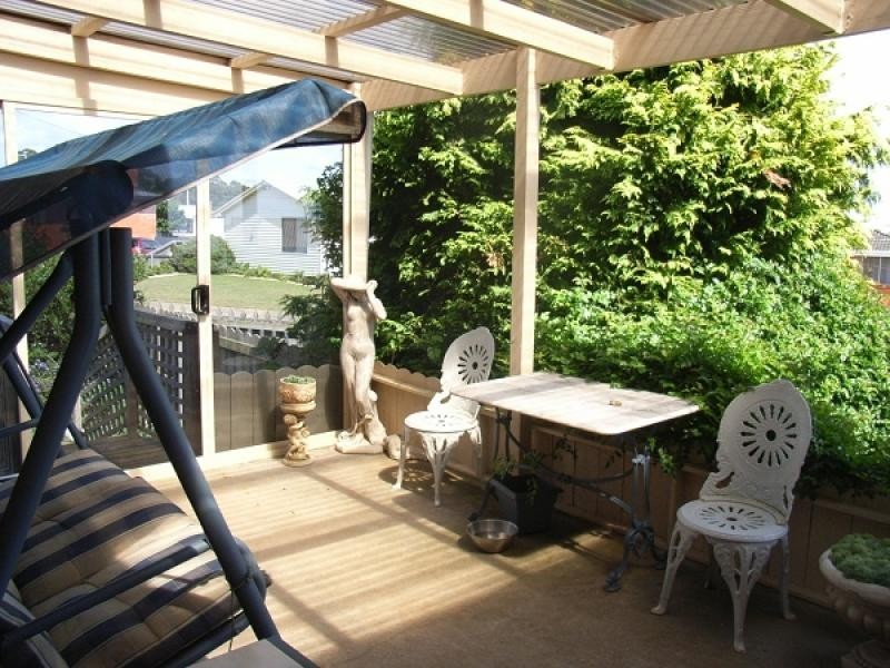 2 Hales Street, Penguin TAS 7316