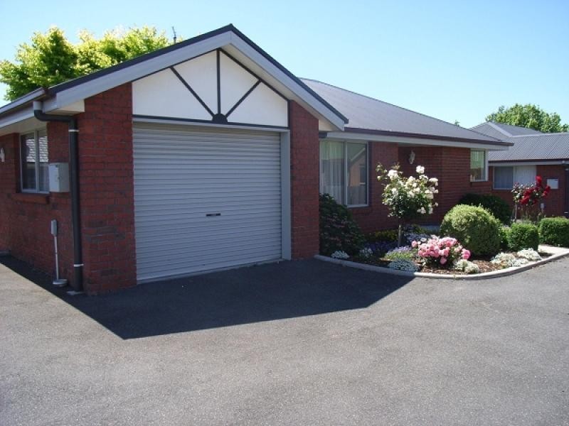 Unit 3, 42 Main Street, Ulverstone TAS 7315