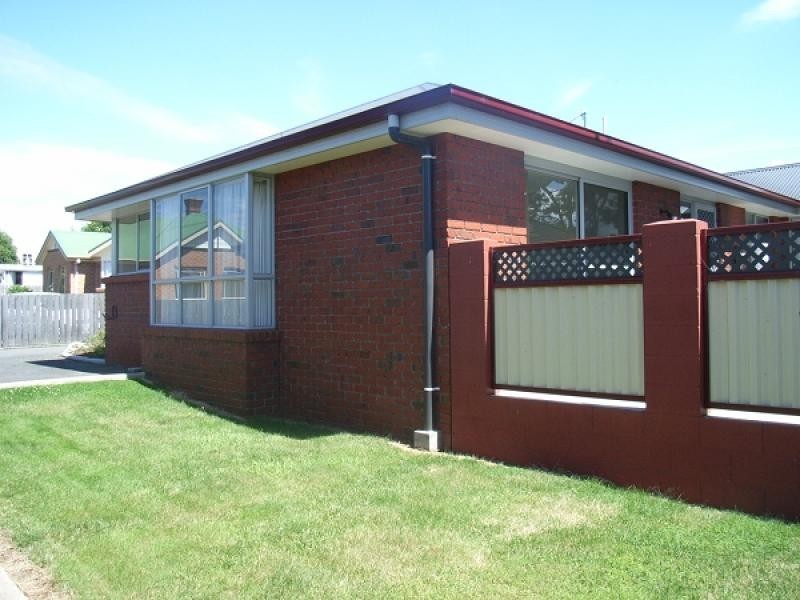 Unit 3, 42 Main Street, Ulverstone TAS 7315