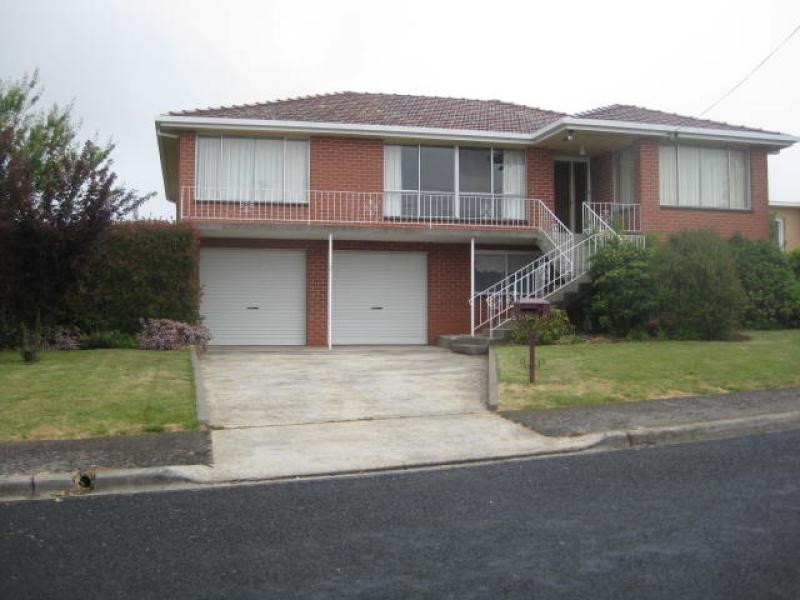 2 Burnett Crescent, Ulverstone TAS 7315