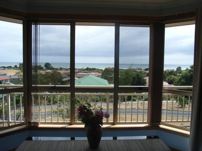 51 a Westland Drive, Ulverstone TAS 7315