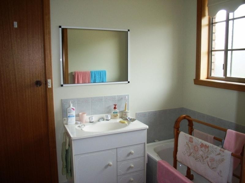 Unit 1, 11 Parsons Street, Ulverstone TAS 7315