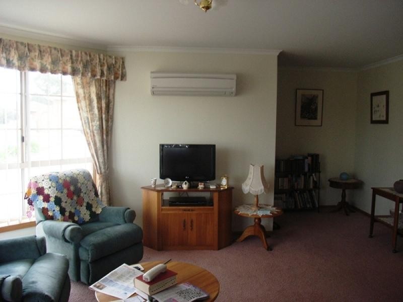 Unit 1, 11 Parsons Street, Ulverstone TAS 7315