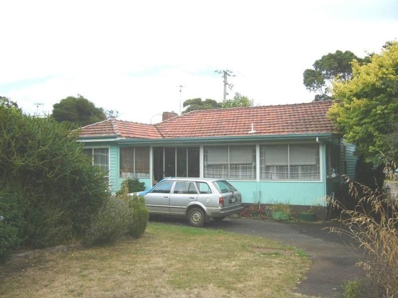 8 River Road, Heybridge TAS 7316