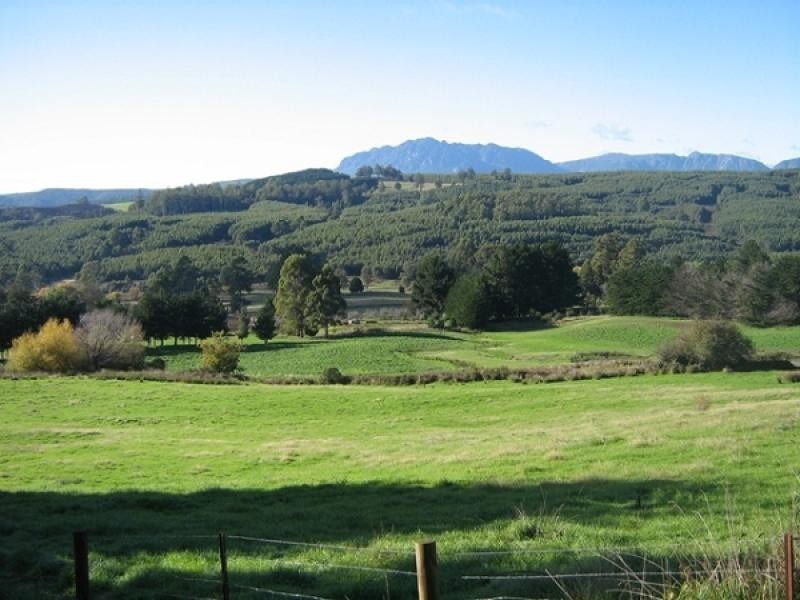 2 Hoares Road, Wilmot TAS 7310