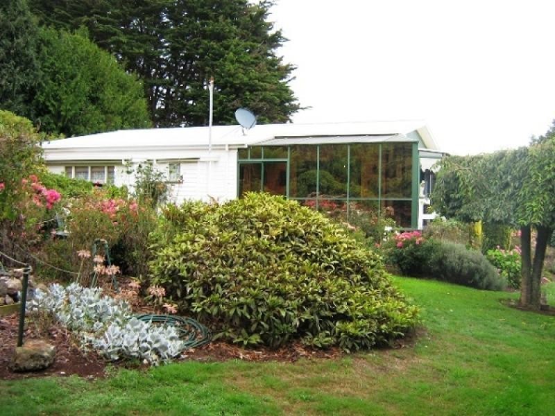 1087 Pine Road, Penguin TAS 7316