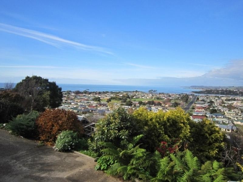 57 Upper Maud Street, Ulverstone TAS 7315