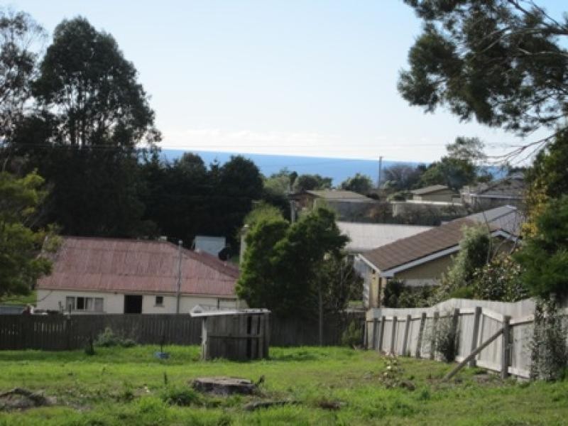 47 Deviation Road, Penguin TAS 7316