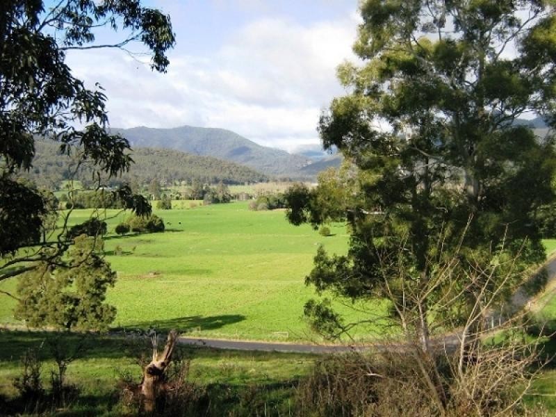 280 Lowana Road, Gunns Plains TAS 7315