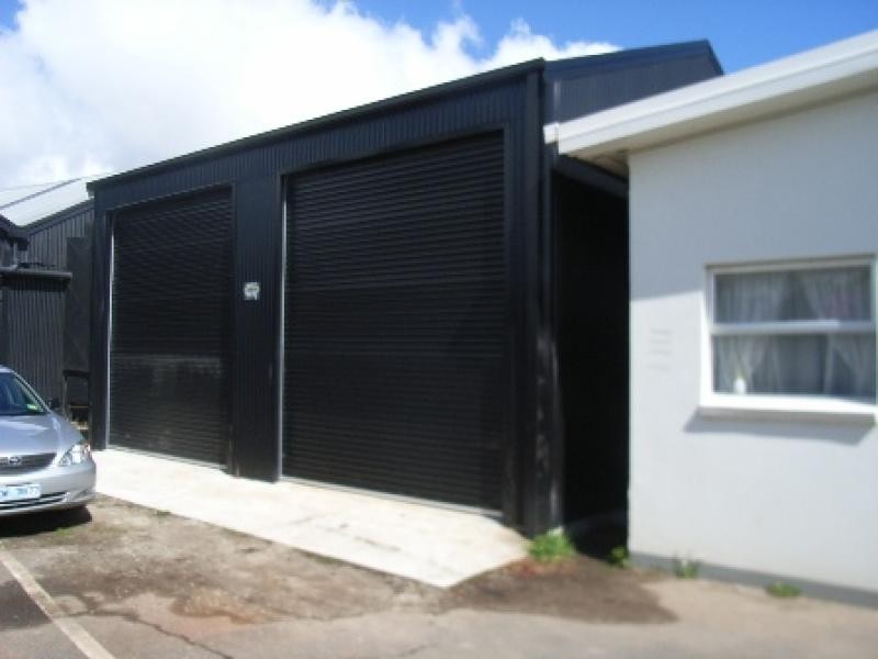 98 Main Road, Penguin TAS 7316