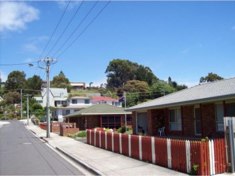 27 Quinn Street, Penguin TAS 7316