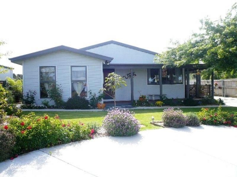 8 Berkshire Parade, Penguin TAS 7316