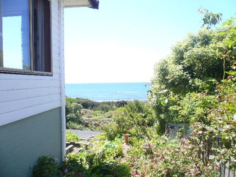 182 Main Road, Penguin TAS 7316