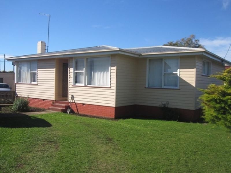 11 McCulloch Street, Ulverstone TAS 7315