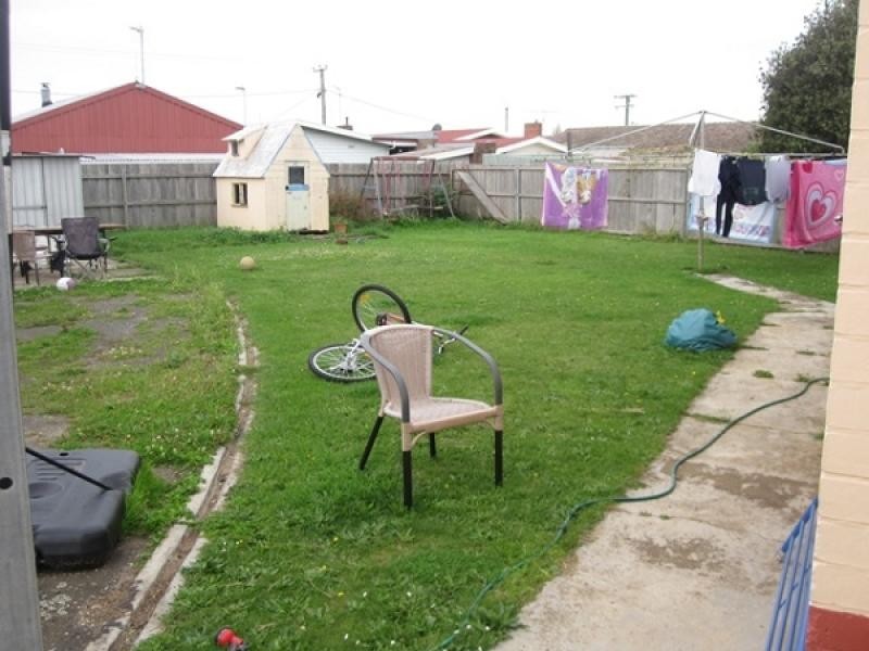 11 McCulloch Street, Ulverstone TAS 7315