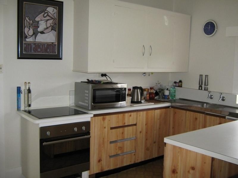 2 Ellis Street, Ulverstone TAS 7315