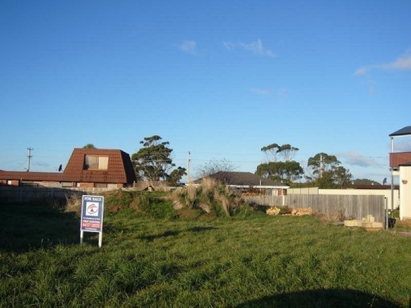 4 CRISLING PLACE, Penguin TAS 7316