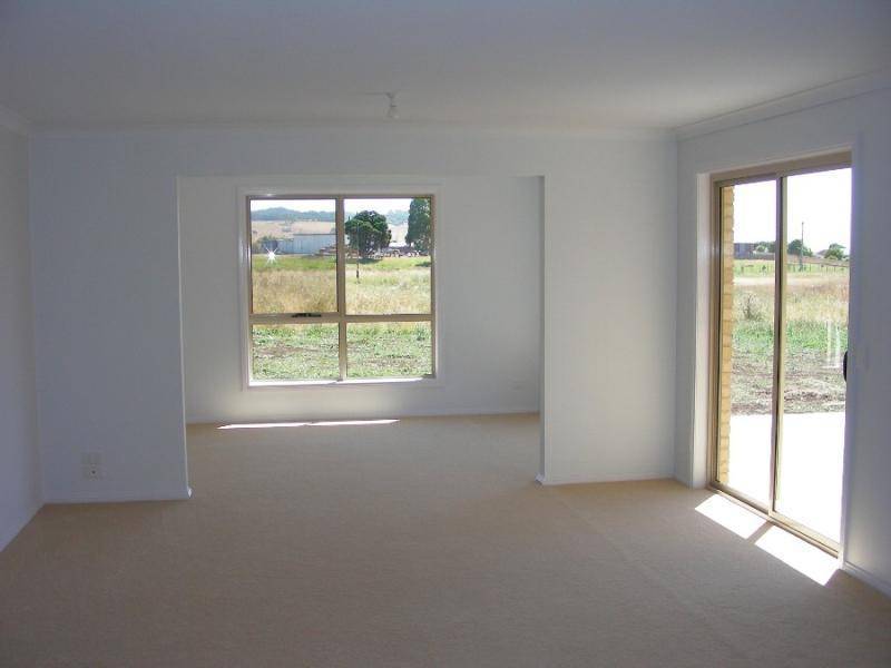 10 WATERFORD DRIVE, Sulphur Creek TAS 7316
