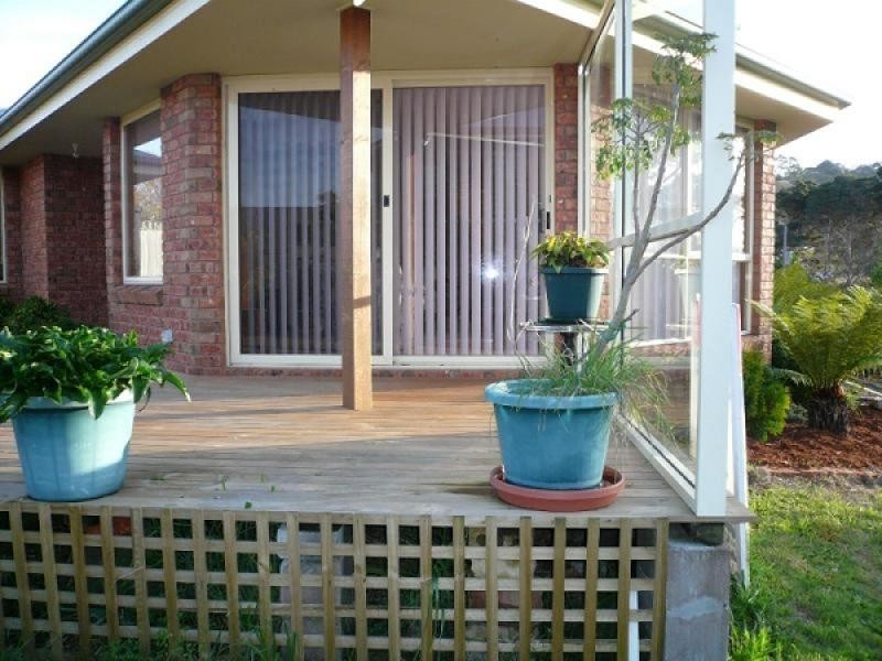16 SEABREEZE AVENUE, Sulphur Creek TAS 7316