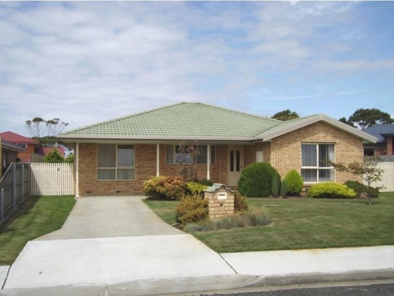 7 CRISLING PLACE, Penguin TAS 7316