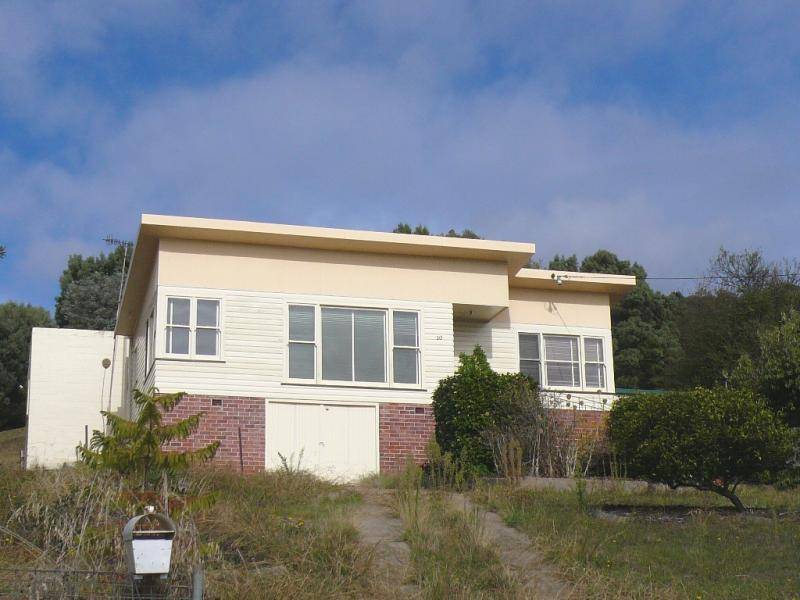 10 FRITH STREET, Penguin TAS 7316