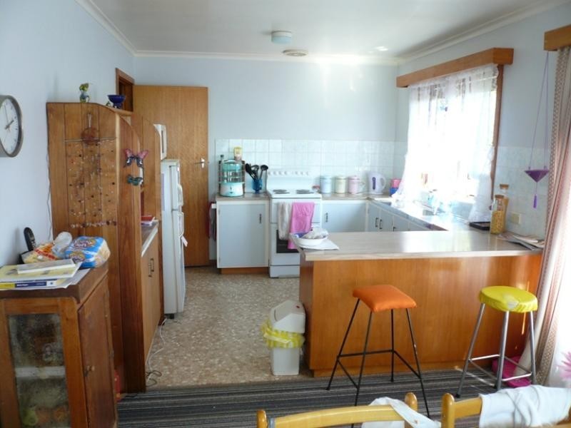 20 KELVIN STREET, Penguin TAS 7316