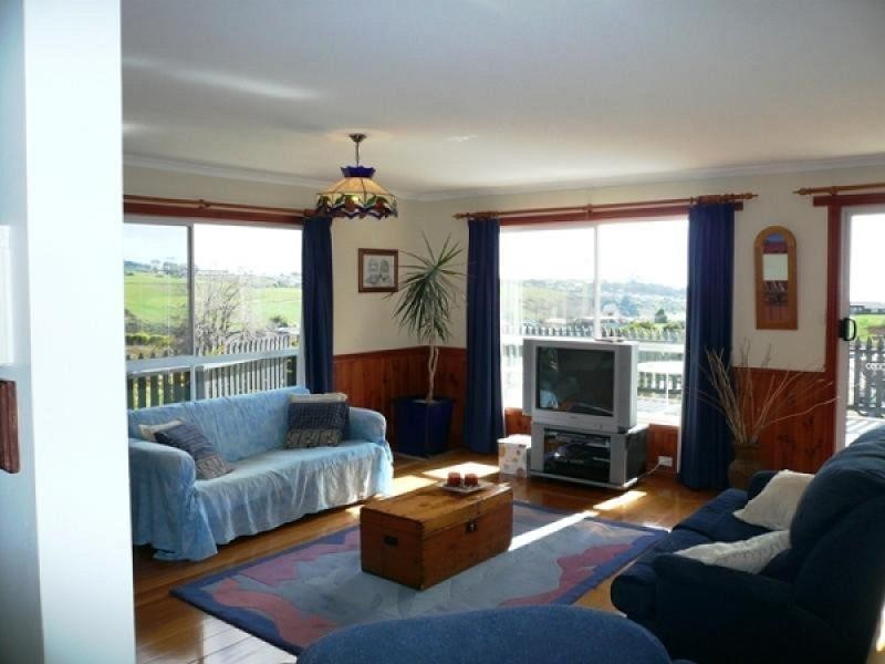 34 SOUTH ROAD, Penguin TAS 7316