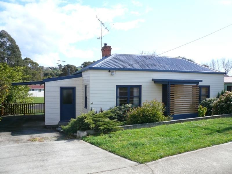 30 IRONCLIFFE ROAD, Penguin TAS 7316