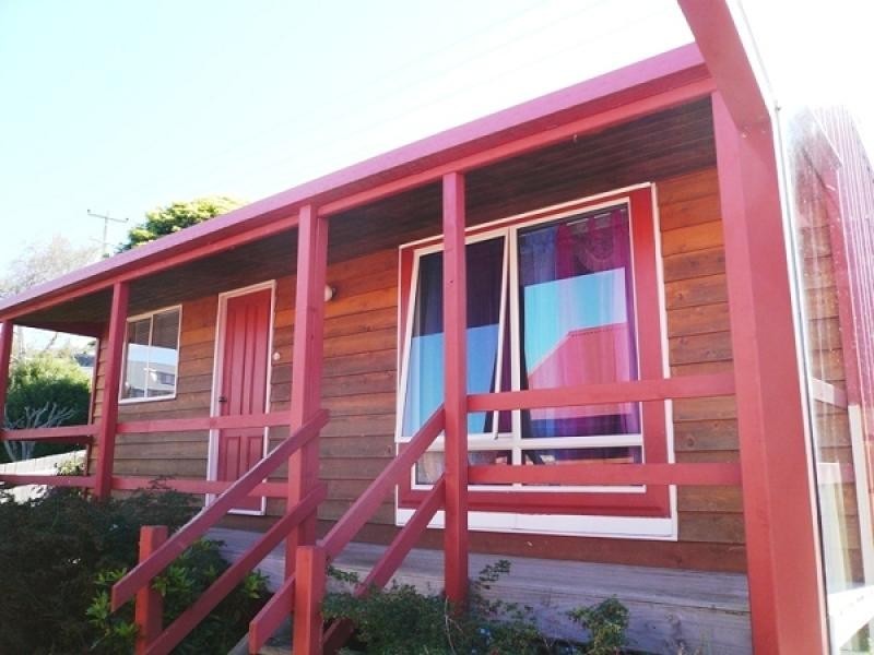 2 KELVIN STREET, Penguin TAS 7316