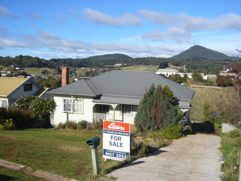 42 ASHWATER CRESCENT, Penguin TAS 7316