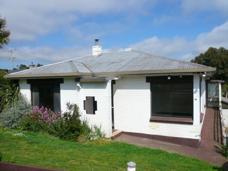 60 IRONCLIFFE ROAD, Penguin TAS 7316